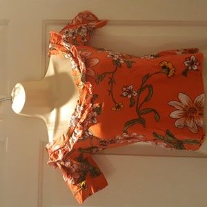 Guess floral orange floral top